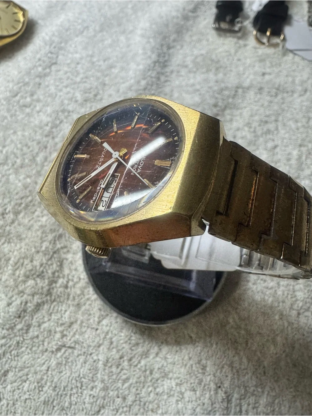 Bulova accutron quartz
